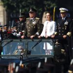 Zelenski tacha de “locura” la posibilidad de entregar Donbás como pide Rusia