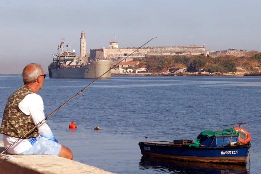 Boric, crítico de la “dictadura” cubana, se suma a la ayuda humanitaria de Sheinbaum