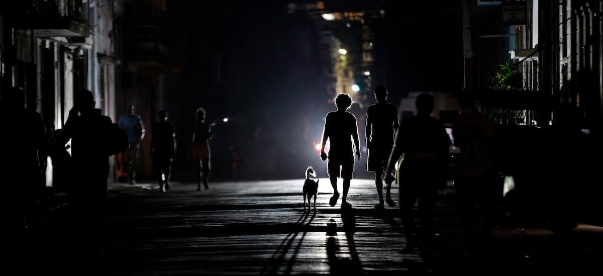 “Al menos el Titanic se hundió con luz”: los cubanos ante el precipicio ¿Caerá, ahora sí, el régimen?